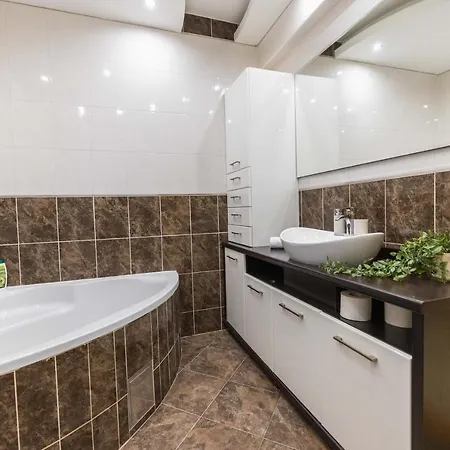 Marina With Free Parking