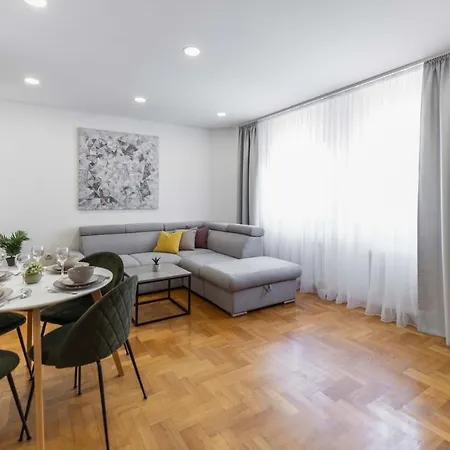 Marina With Free Parking