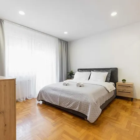 Marina With Free Parking * Újvidék