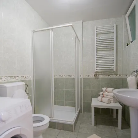 Marina With Free Parking 아파트 *